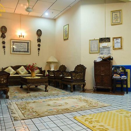 Teratak Ibunda Guest House Kota Bharu Ngoại thất bức ảnh