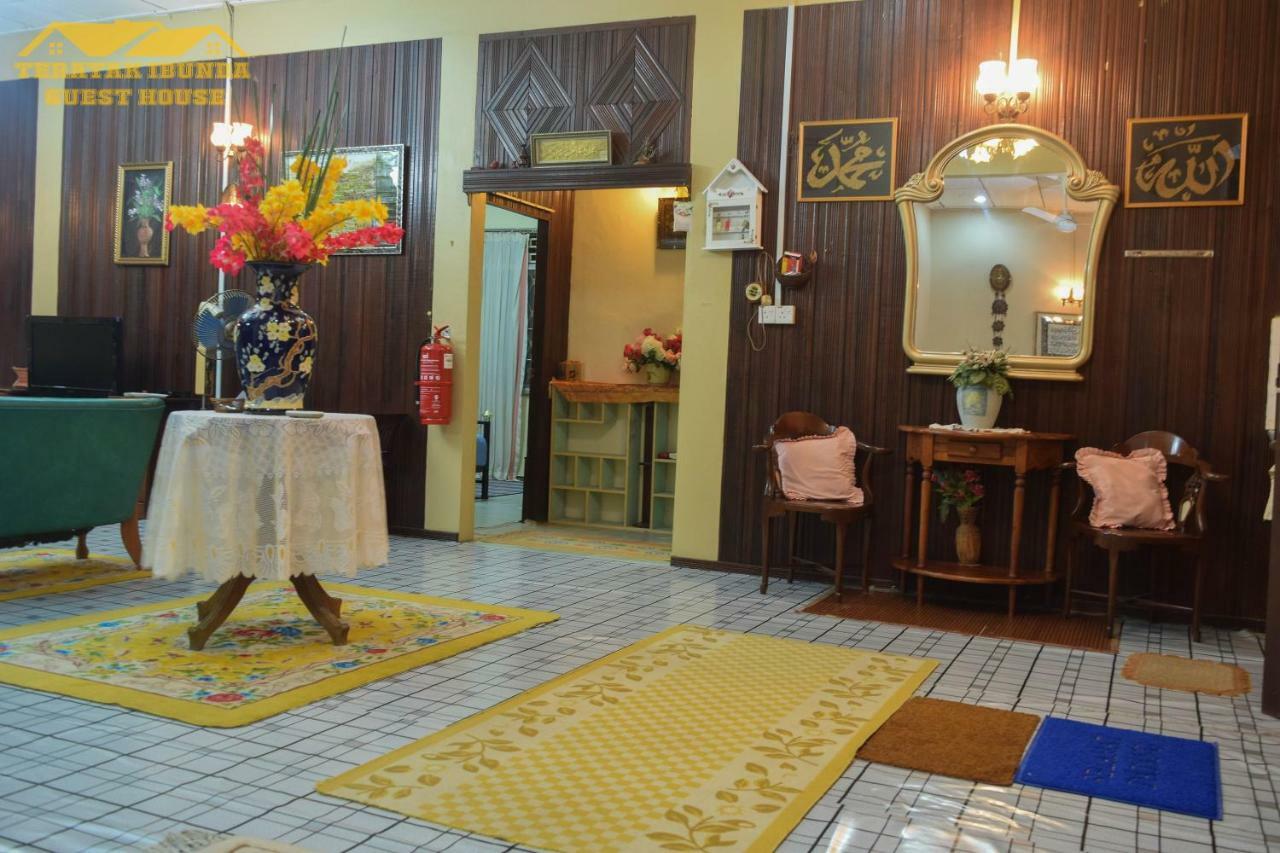 Teratak Ibunda Guest House Kota Bharu Ngoại thất bức ảnh