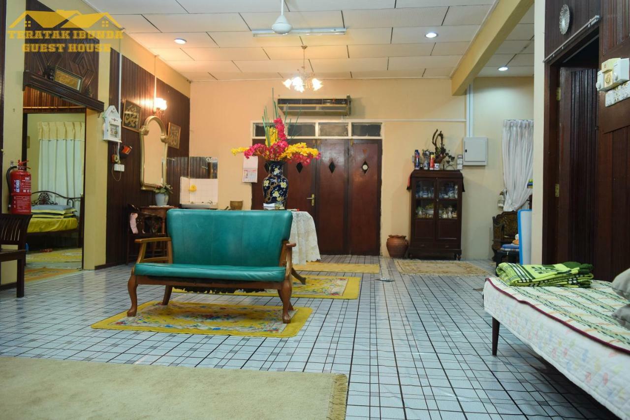 Teratak Ibunda Guest House Kota Bharu Ngoại thất bức ảnh
