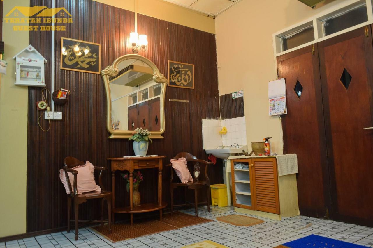 Teratak Ibunda Guest House Kota Bharu Ngoại thất bức ảnh